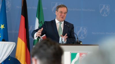 Das Land Nordrhein-Westfalen und die Deutsche Bahn AG unterzeichnen gemeinsame Vereinbarung für bessere Bahnanbindung des Rheinischen Reviers