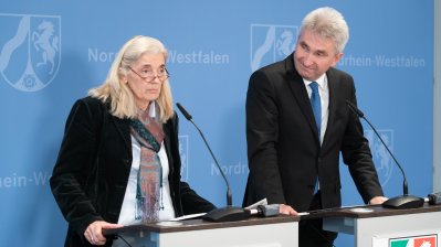 Ministerin Pfeiffer-Poensgen und Minister Pinkwart: Nordrhein-Westfalen will bundesweit führende Rolle bei Künstlicher Intelligenz