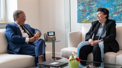 Ministerpräsident Armin Laschet trifft Shoah-Überlebende Inge Auerbacher