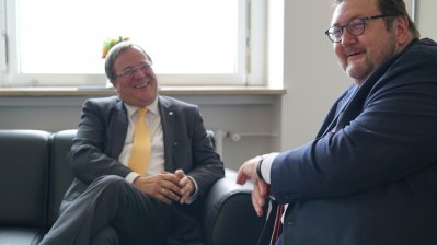 Ministerpräsident Armin Laschet trifft Vorsitzenden der Union progressiver Juden Rabbiner Prof. Dr. Dr. Walter Homolka