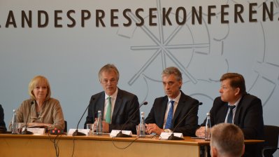 KlimaExpo.NRW zeichnet zwölf Projekte als Vorreiter für den Klimaschutz aus