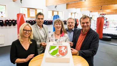 Programm „Moderne Sportstätte 2022“ – Staatssekretärin Milz besucht fertiggestellte Förderprojekte