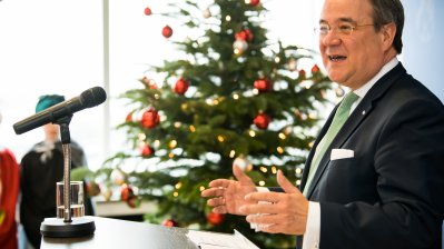 Der Ministerpräsident hat Sternsinger aus allen Diözesen zum Dreikönigssingen im Landeshaus empfangen