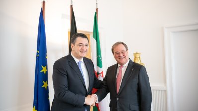 Ministerpräsident Armin Laschet empfängt den Präsidenten des Europäischen Ausschusses der Regionen Apostolos Tzitzikostas