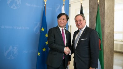 Ministerpräsident Armin Laschet empfängt den Minister für Handel, Industrie und Energie der Republik Korea, Yun-mo Sung