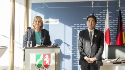Ministerpräsidentin Kraft trifft den japanischen Außenminister Kishida