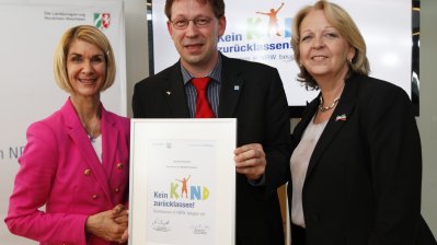 Kick-off-Veranstaltung "Kein Kind zurücklassen" am 26.03.2012 in Düsseldorf