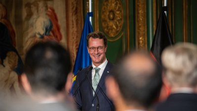 Ministerpräsident Hendrik Wüst empfängt Konsularisches Korps beim Sommerempfang in der Villa Hügel