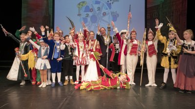 Ministerpräsident Armin Laschet empfängt die Kinderprinzenpaare und Kinderdreigestirne aus Nordrhein-Westfalen