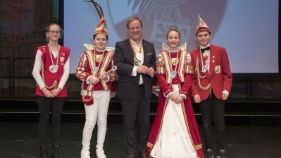 Ministerpräsident Armin Laschet empfängt die Kinderprinzenpaare und Kinderdreigestirne aus Nordrhein-Westfalen