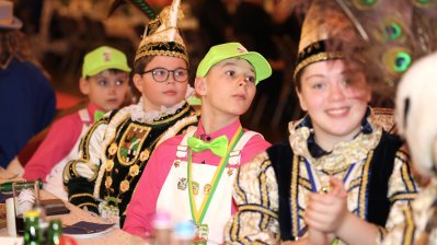 Ministerpräsident Hendrik Wüst empfängt die Kinderprinzenpaare und Kinderdreigestirne aus Nordrhein-Westfalen