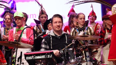 Ministerpräsident Hendrik Wüst empfängt die Kinderprinzenpaare und Kinderdreigestirne aus Nordrhein-Westfalen