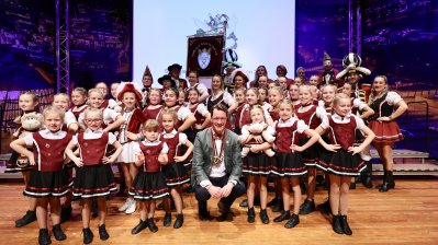 Ministerpräsident Hendrik Wüst empfängt die Kinderprinzenpaare und Kinderdreigestirne aus Nordrhein-Westfalen