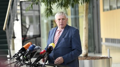 Ministerpräsident Armin Laschet und Gesundheitsminister Karl-Josef Laumann besuchen den Kreis Gütersloh