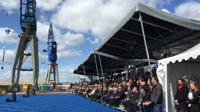 Ministerpräsidentin Kraft tauft die Fregatte „Nordrhein-Westfalen“