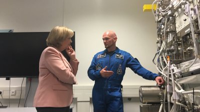 Ministerpräsidentin Hannelore Kraft besucht das European Astronaut Centre in Köln