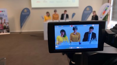 Staatssekretärin Andrea Milz in der Pressekonferenz zum Startschuss der Fecht-EM-