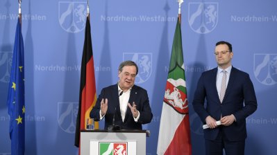 Presse-Briefing mit Ministerpräsident Armin Laschet und Bundesgesundheitsminister Jens Spahn