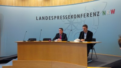 Minister Groschek präsentiert das Städtebau-Sonderprogramm im Landtag