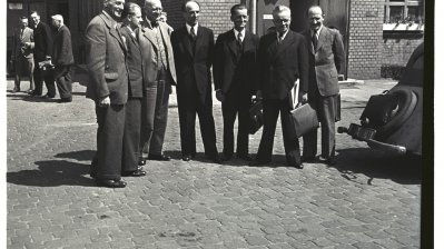 Das Bild zeigt das erste Kabinett des NRW-Ministerpräsidenten Karl Arnold