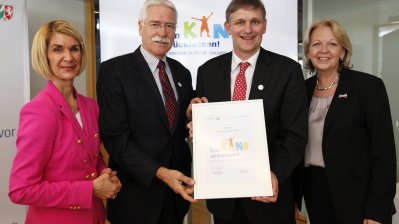 Kick-off-Veranstaltung "Kein Kind zurücklassen" am 26.03.2012 in Düsseldorf