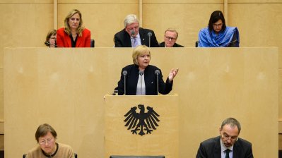 Redebeitrag im Bundesrat von Ministerpräsidentin Hannelore Kraft zum Asylverfahrensbeschleunigungsgesetz