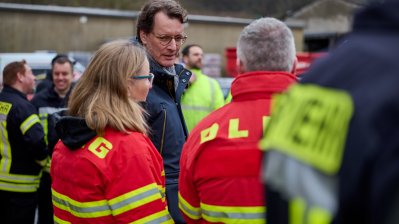 Ministerpräsident besucht gemeinsam mit Minister Krischer von Hochwasser bedrohte Gebiete 
