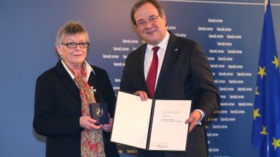 Ministerpräsident Laschet verleiht den Verdienstorden des Landes Nordrhein-Westfalen
