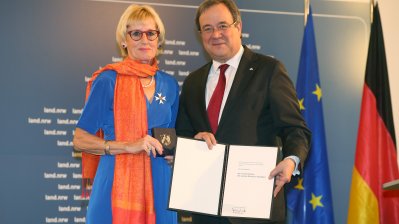 Ministerpräsident Laschet verleiht den Verdienstorden des Landes Nordrhein-Westfalen