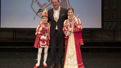 Ministerpräsident Armin Laschet empfängt die Kinderprinzenpaare und Kinderdreigestirne aus Nordrhein-Westfalen