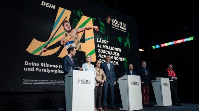 Gruppenfotos auf der Bühne