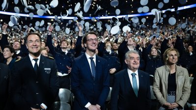 Mehr als 3.000 Frauen und Männer legen Diensteid für die Polizei NRW ab – Rekordeinstellungszahl für Nordrhein-Westfalen