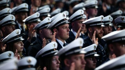 Mehr als 3.000 Frauen und Männer legen Diensteid für die Polizei NRW ab – Rekordeinstellungszahl für Nordrhein-Westfalen