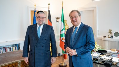 Ministerpräsident Armin Laschet empfängt Oberrabbiner Pinchas Goldschmidt