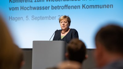 Bundeskanzlerin Angela Merkel und Ministerpräsident Armin Laschet im Märkischen Kreis und in Hagen