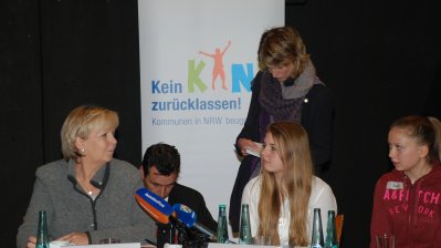 Ministerpräsidentin informiert sich in Dortmund über Fortschritt vorbeugender Politik, 10.10.2013