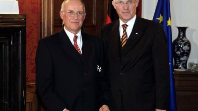Verleihung des Verdienstordens des Landes Nordrhein-Westfalen an Wolfgang Tomiak
