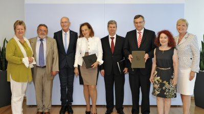 Landesregierung und jüdische Gemeinden setzen bewährte Partnerschaft fort, 17.07.2013