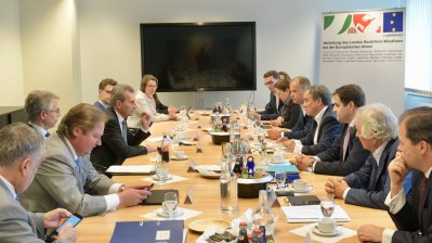 Auswärtige Kabinettsitzung in der Landesvertretung in Brüssel