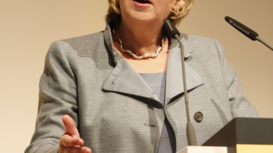 Porträtfoto Ministerpräsidentin Hannelore Kraft