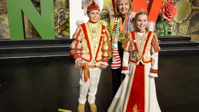 Ministerpräsidentin Hannelore Kraft empfängt die Kinderprinzenpaare und Kinderdreigestirne aus Nordrhein-Westfalen