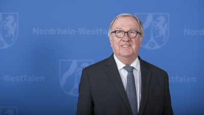 Prof. Dr. Rudolf Egg
