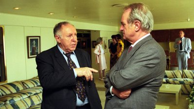 Ministerpräsident Johannes Rau trifft Ignatz Bubis, 1993
