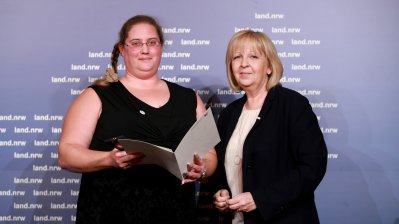 Ministerpräsidentin Kraft verleiht die Rettungsmedaille an 30 Bürgerinnen und Bürger