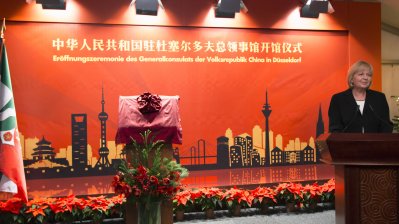 Ministerpräsidentin Hannelore Kraft und Außenminister WANG Yi eröffnen Generalkonsulat für NRW
