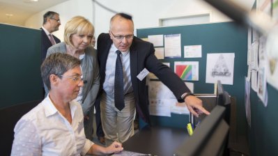 Ministerpraesidentin Hannelroe Kraft informiert sich über die Arbeit des Deutschen Instituts für Telemedizin und Gesundheitsförderung (DITG)