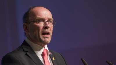 Arbeitsminister Rainer Schmeltzer beim Arbeitnehmerempfang 2016