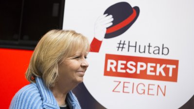 Ministerpräsidentin Hannelore Kraft besucht die Feuerwache Duissern in Duisburg