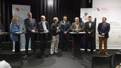 Ministerpräsidentin Hannelore Kraft besucht die dbb-Jugend in Duisburg