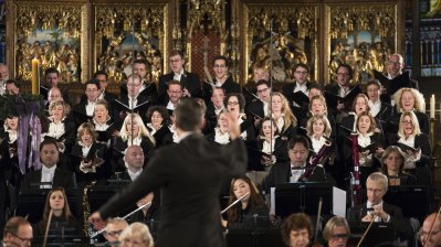 Orchester und Chor des Adventskonzert